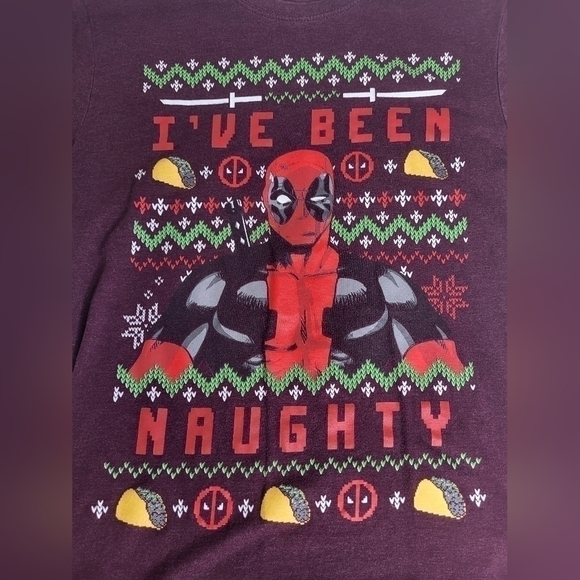 MARVEL Deadpool Christmas T-Shirt. Size Medium. - Picture 2 of 5